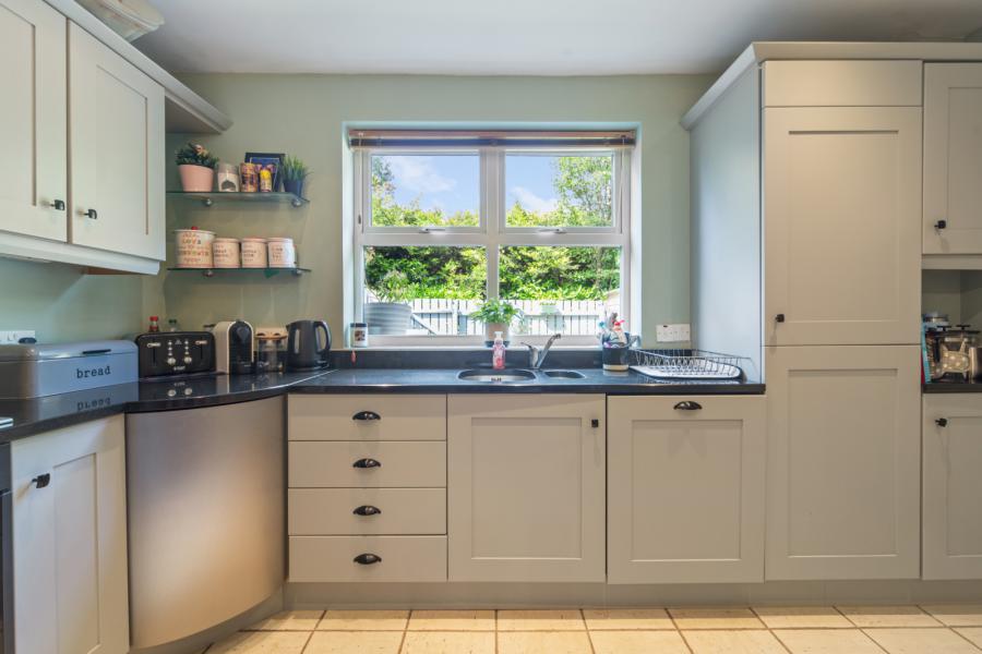 33 Strathearn Lane