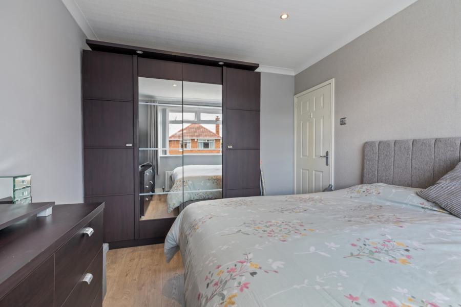 5 Sandhill Park