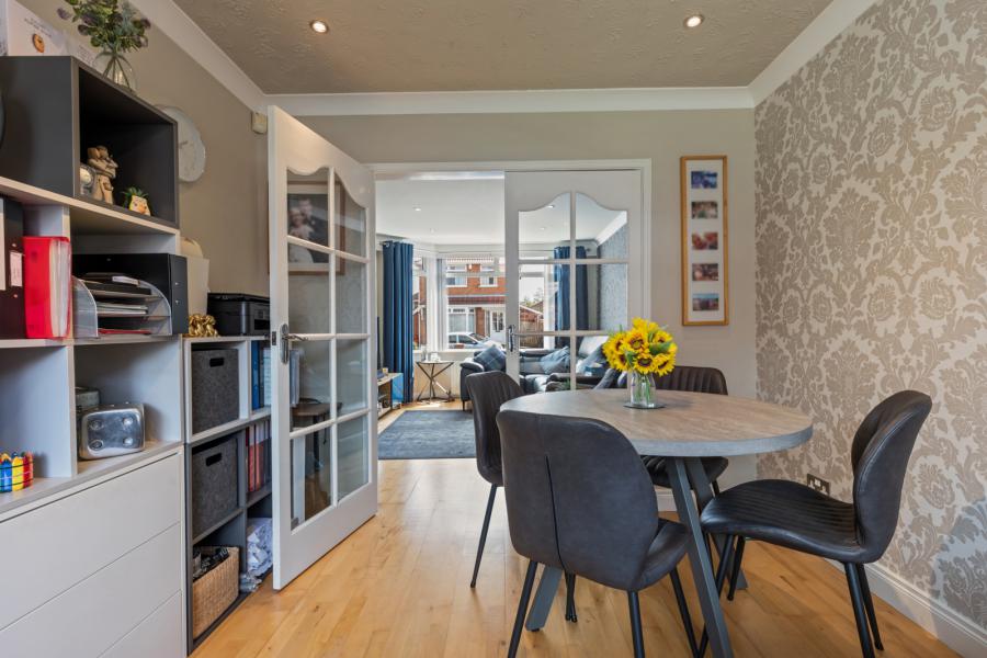 5 Sandhill Park