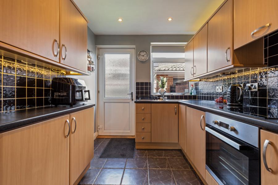 5 Sandhill Park