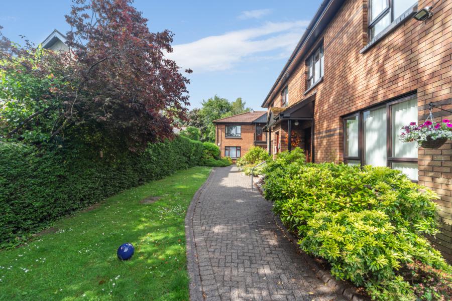 2 Pembridge Mews