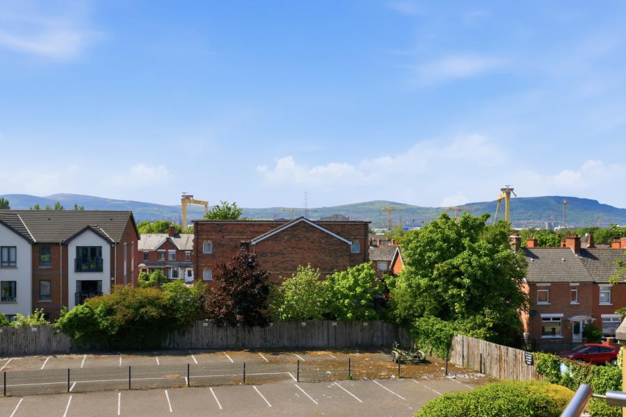 Apartment 10 Delamount, 5 Dundela Park