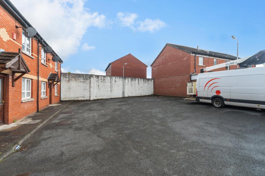 5 Ravensdale Court