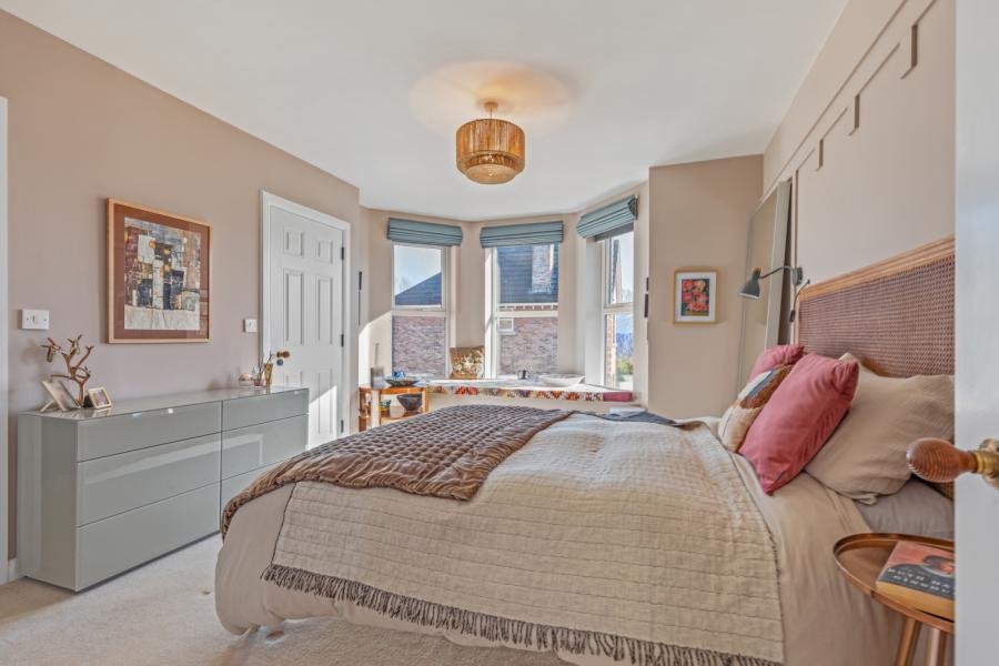 2 Strathearn Lane