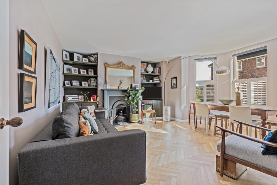 2 Strathearn Lane