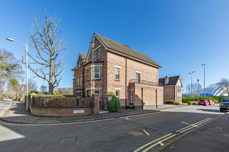 2 Strathearn Lane
