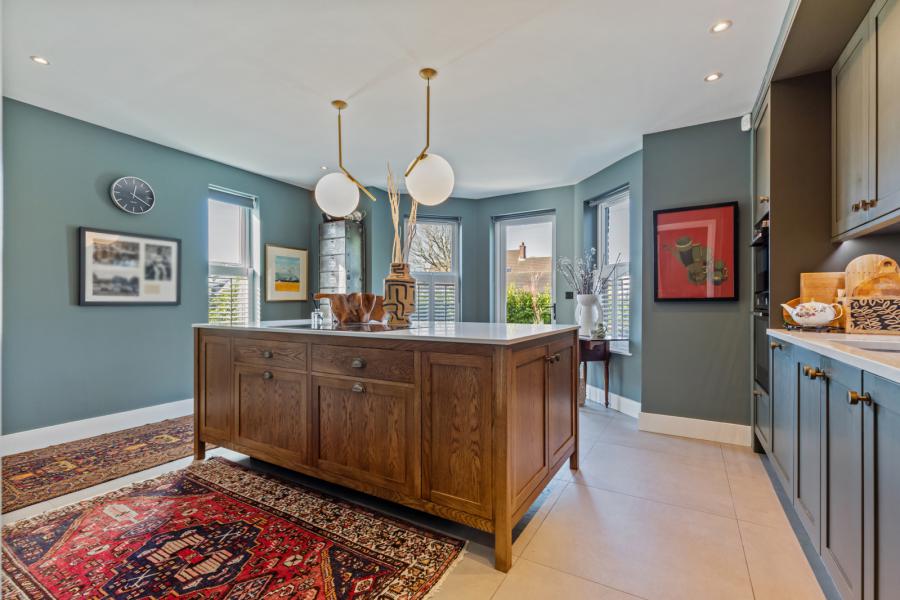2 Strathearn Lane
