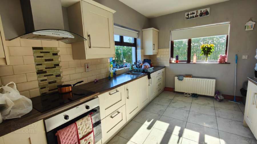 26 Dunnaval Road