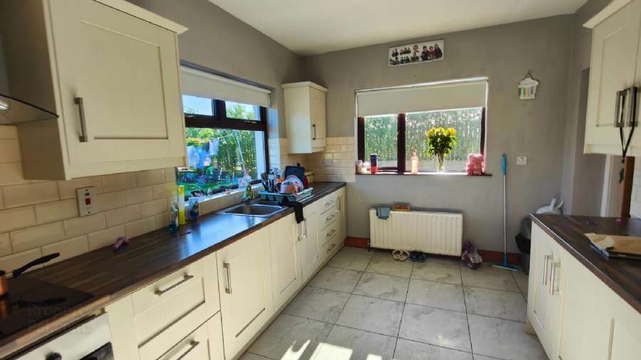 26 Dunnaval Road