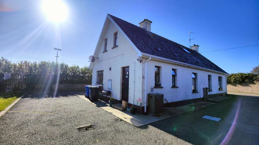 26 Dunnaval Road