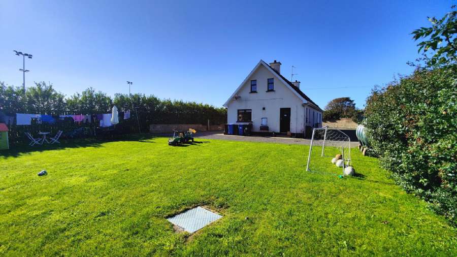 26 Dunnaval Road