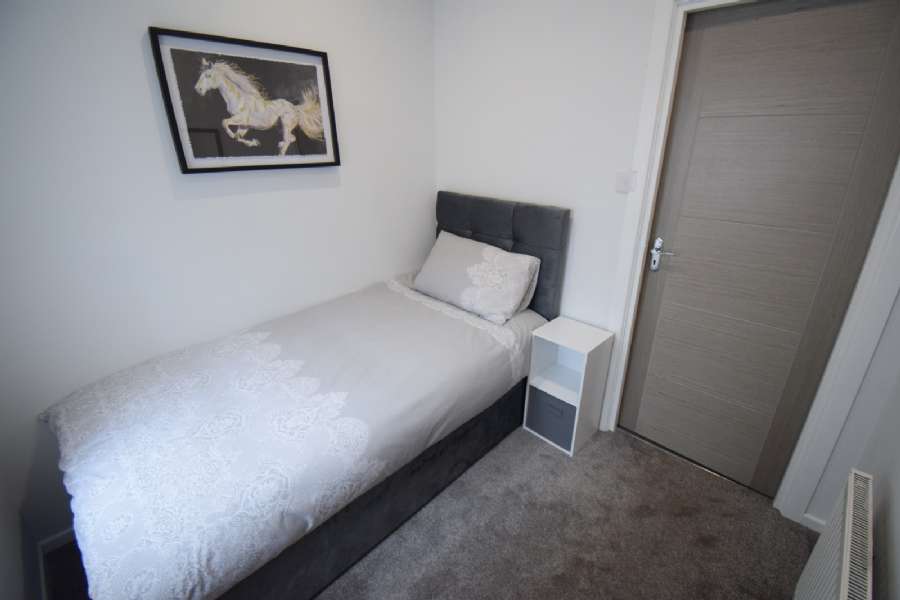 PJS Eastside Apartments, Unit A 116 Castlereagh Road