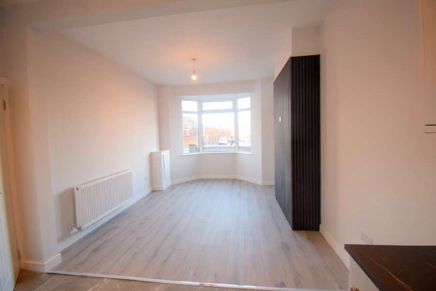 25 Willowfield Street