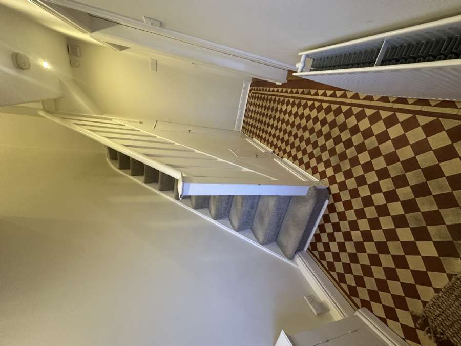 75 Ravenscroft Avenue