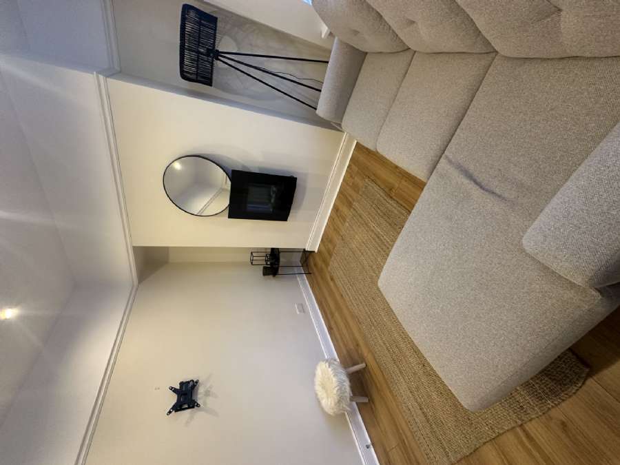 75 Ravenscroft Avenue