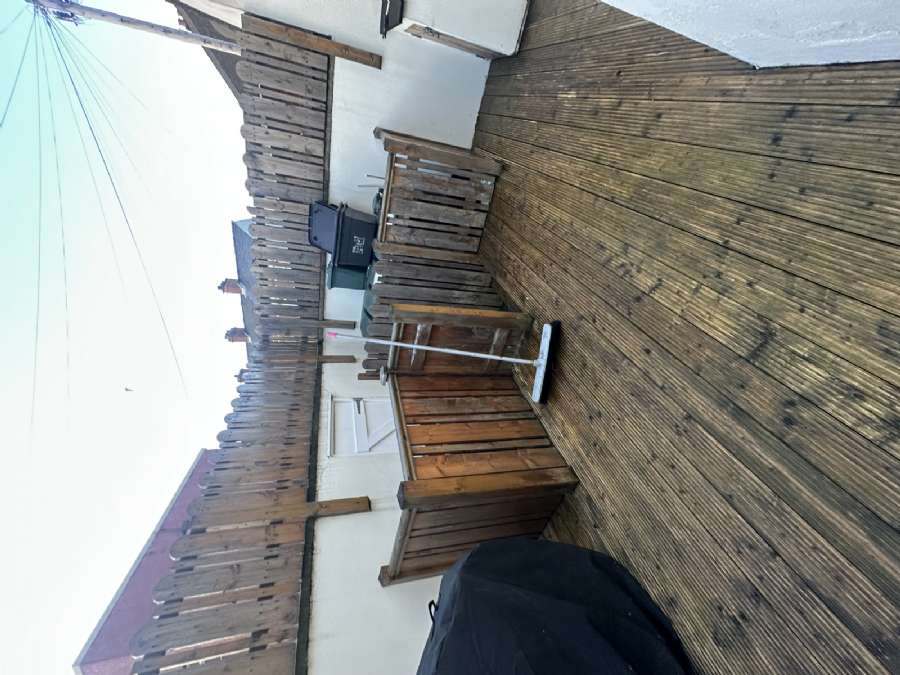 75 Ravenscroft Avenue