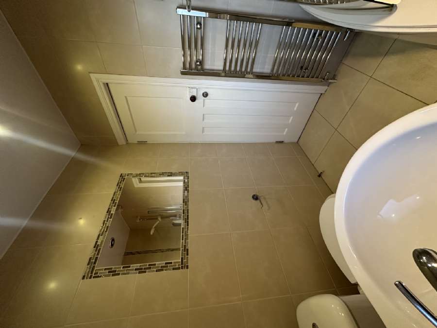 75 Ravenscroft Avenue