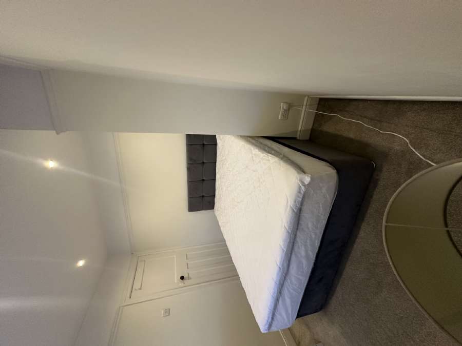 75 Ravenscroft Avenue