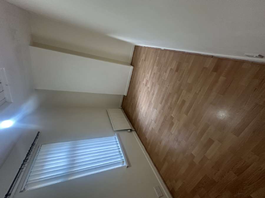 3 Manor Street