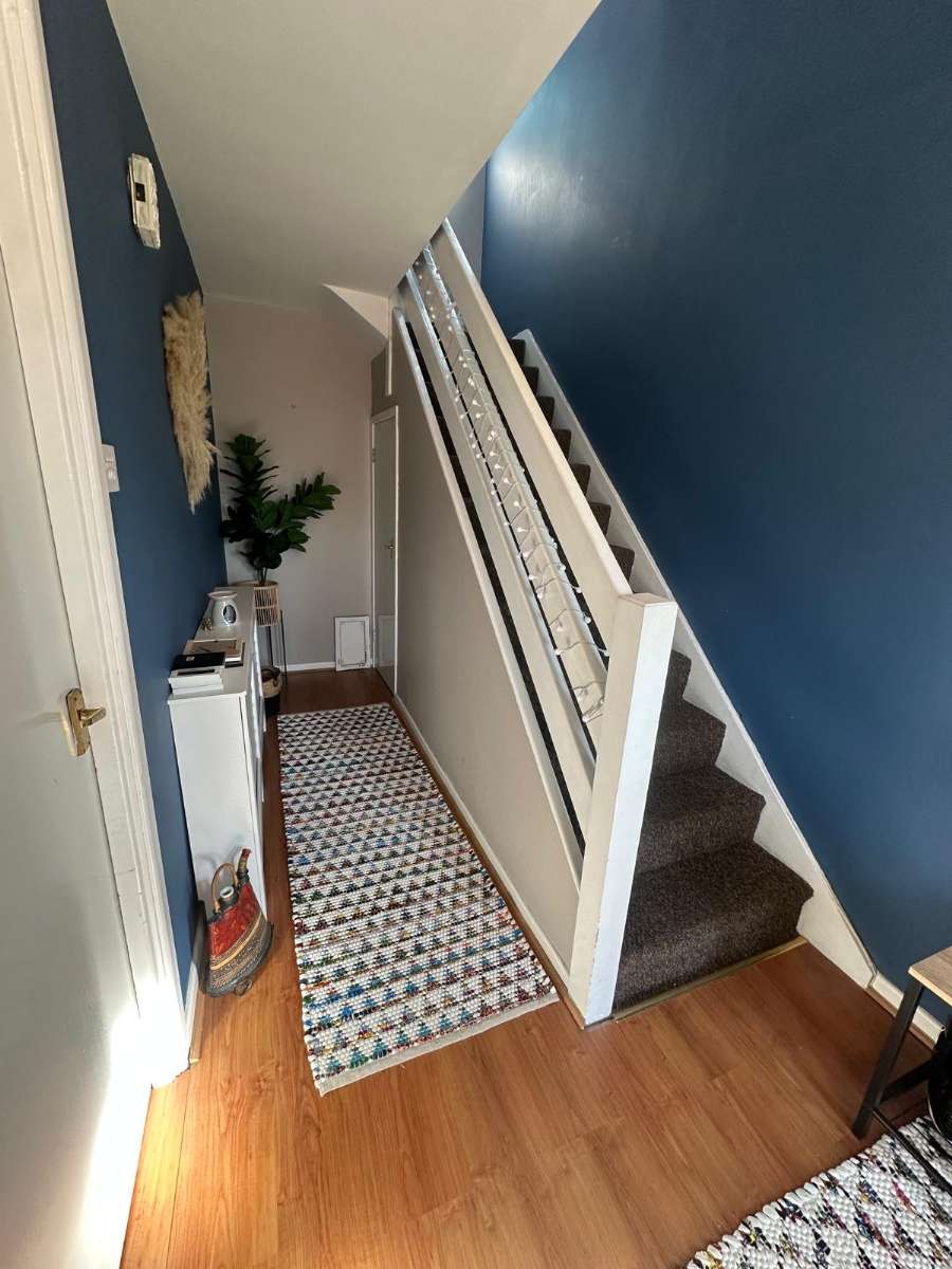 29 Hillview Avenue
