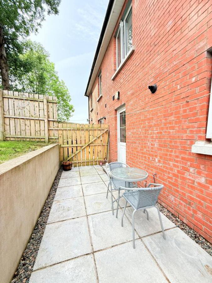 2 Baileys Gate