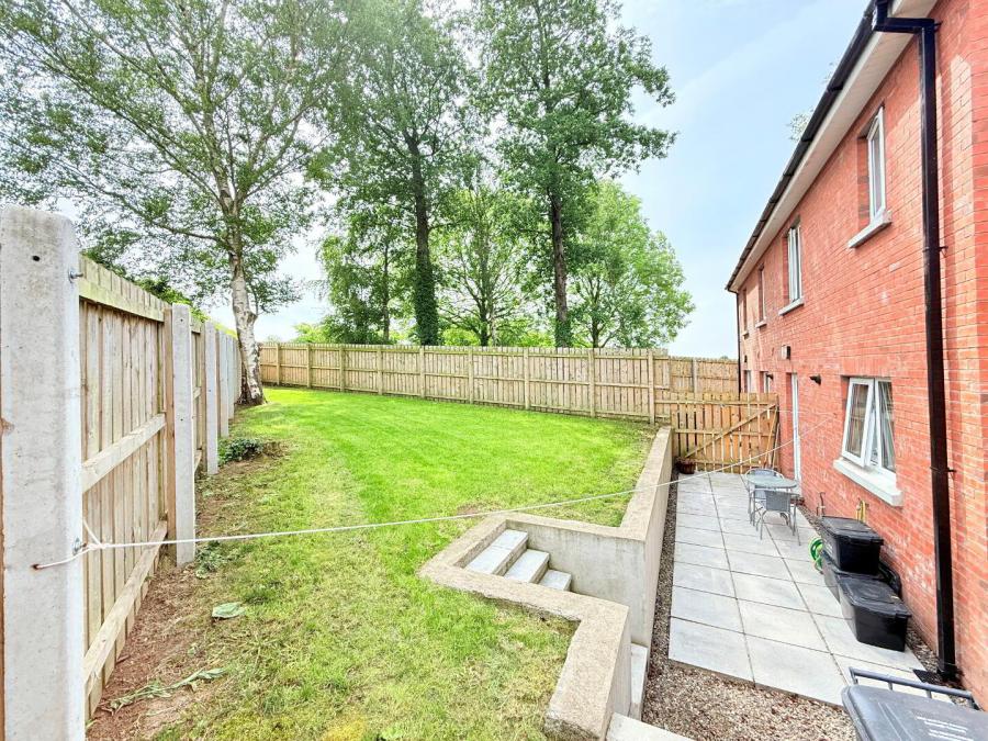 2 Baileys Gate