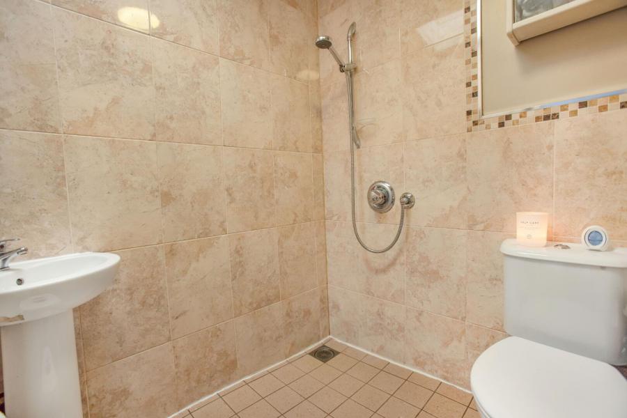 8 Knockan Terrace