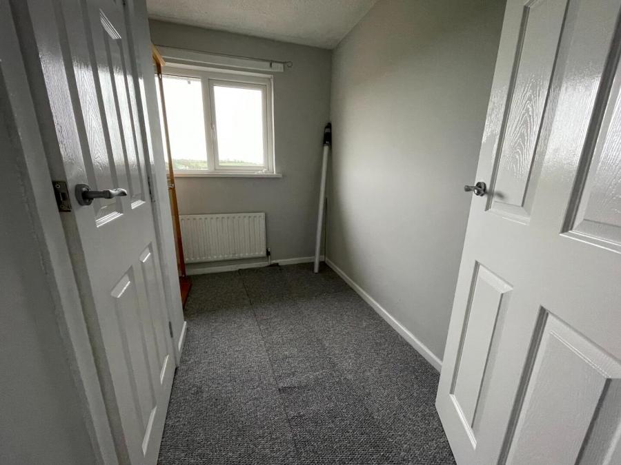 4 Riverlea