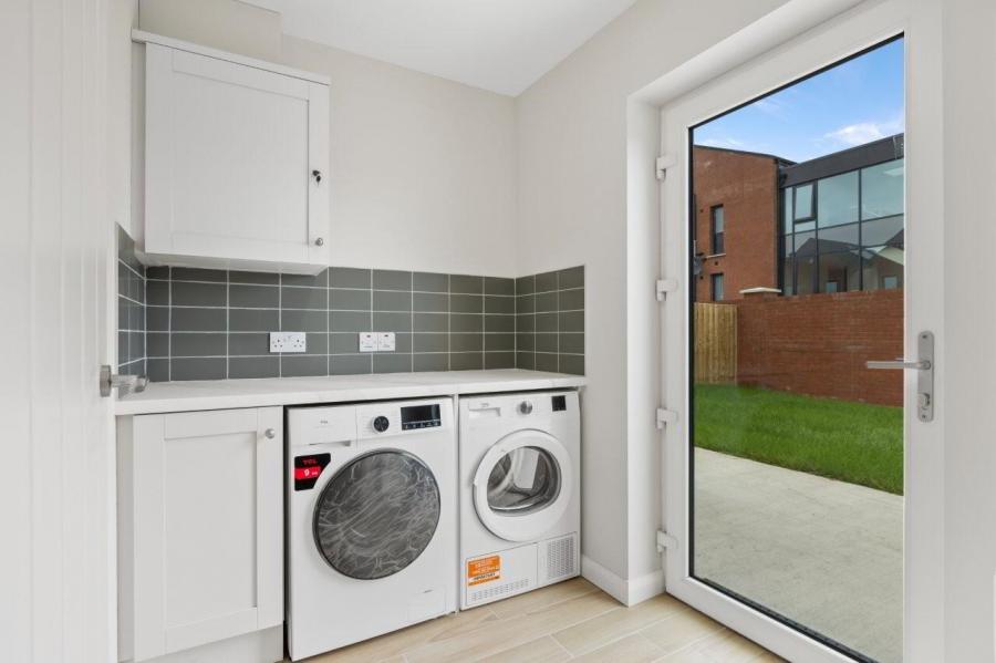 82, 6 St Patricks Drive