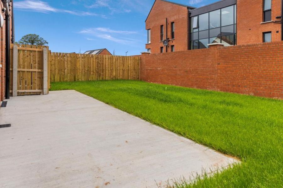 79, 12 St Patricks Drive