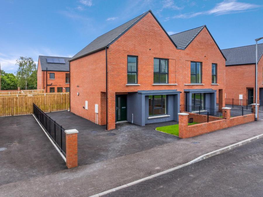 18 St Patricks Drive