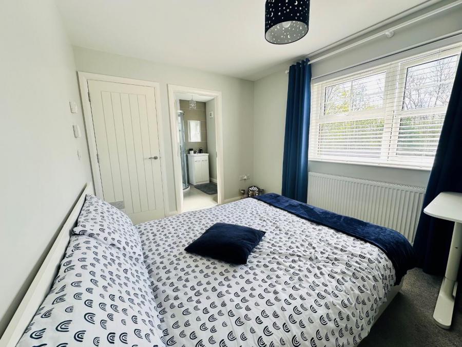 19 Park View