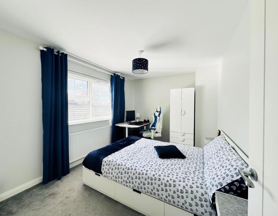 19 Park View