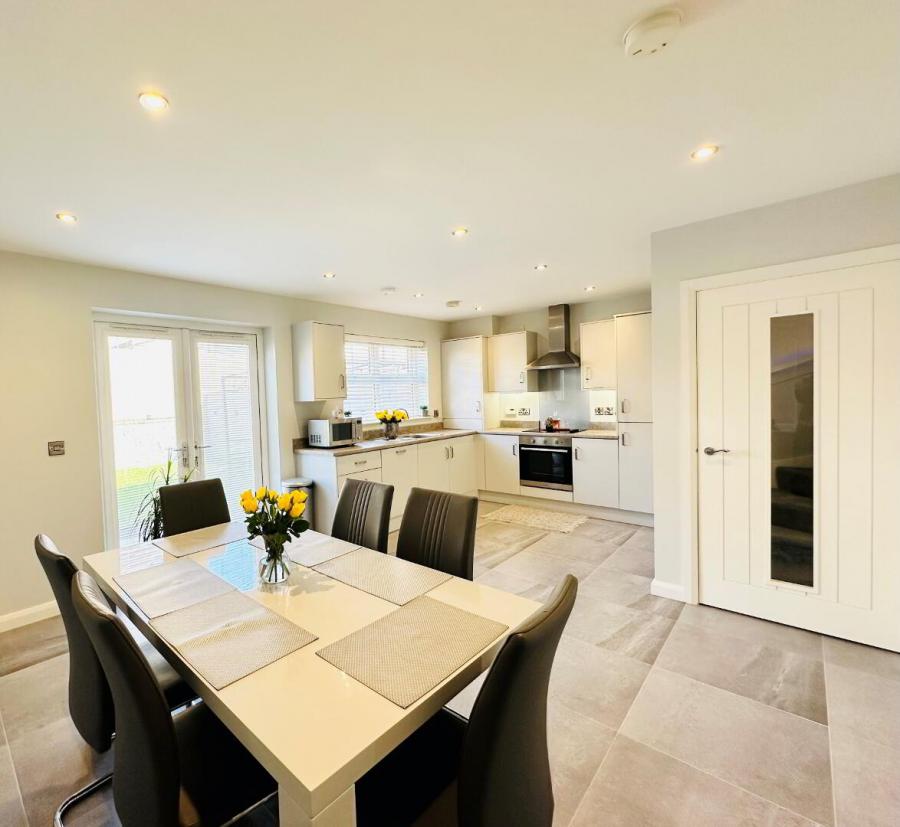 19 Park View
