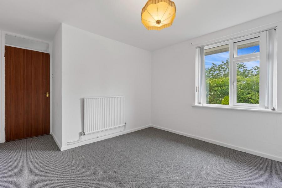 128 Dunclug Gardens