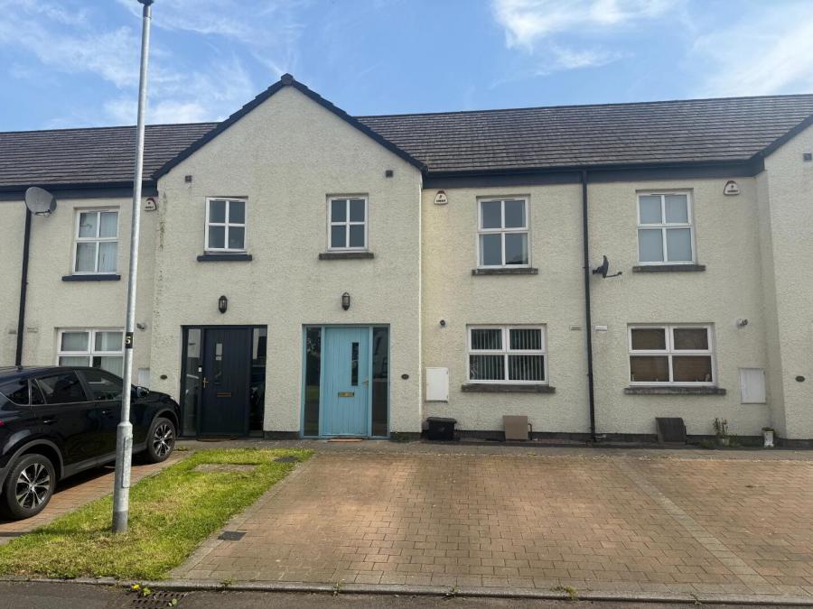11 Tullymore Gardens