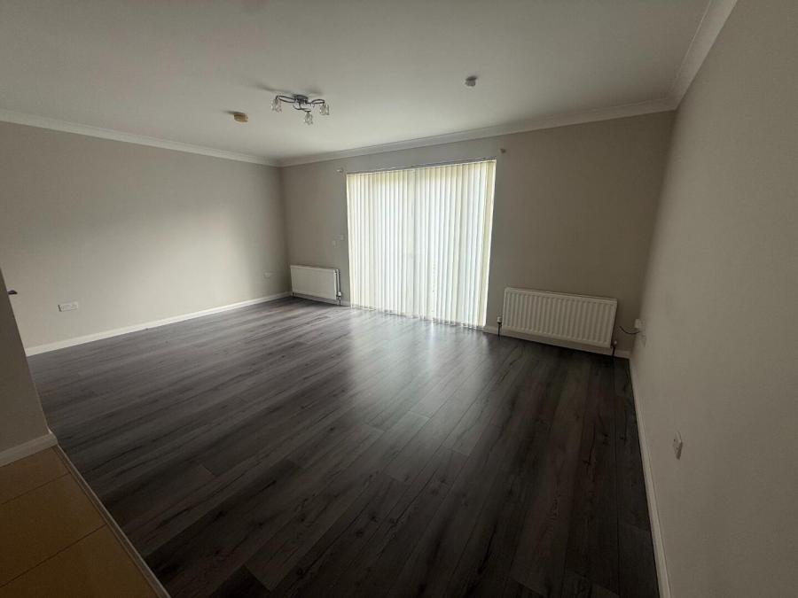 11 Tullymore Gardens