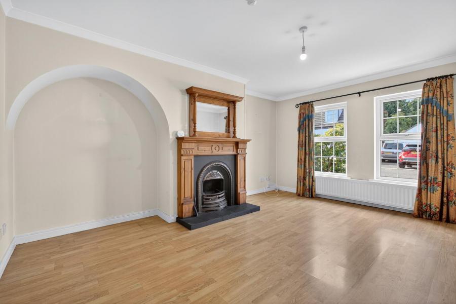 27 Gracefield