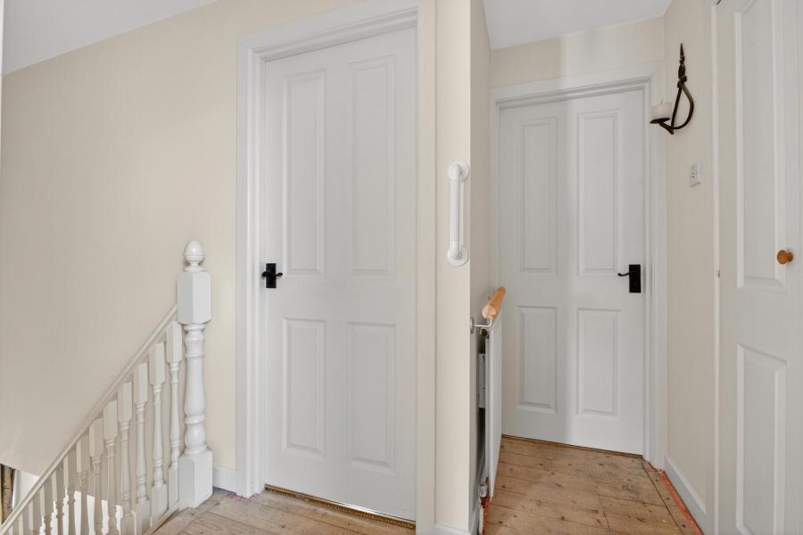 27 Gracefield