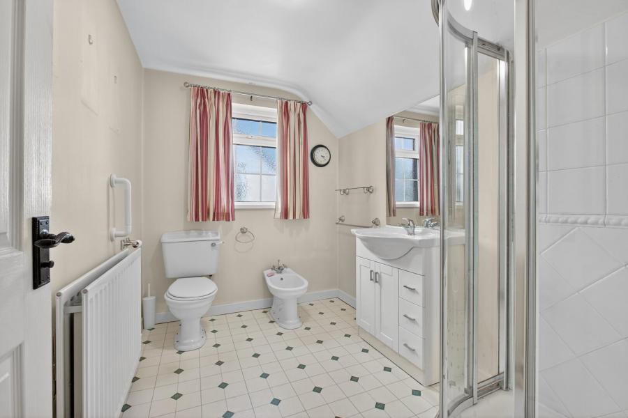 27 Gracefield