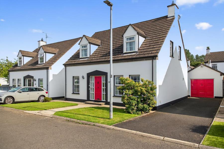 27 Gracefield