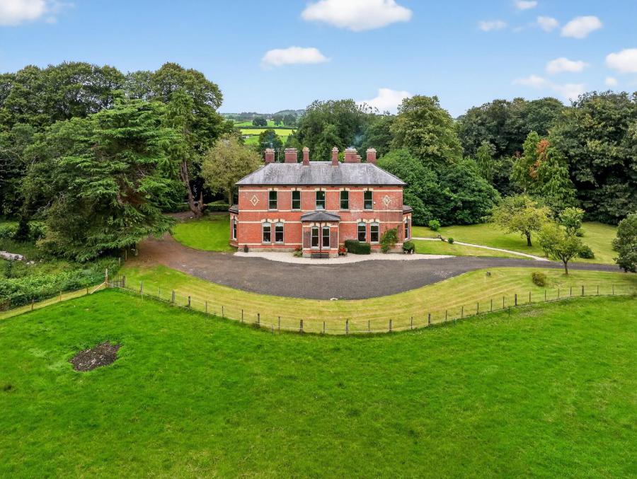 Gledheather, 6 Killycowan Road