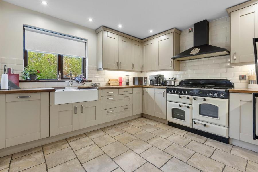 43 Gracefield
