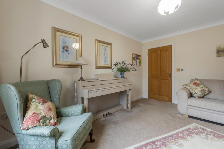 Highgrove, 41 Dans Road