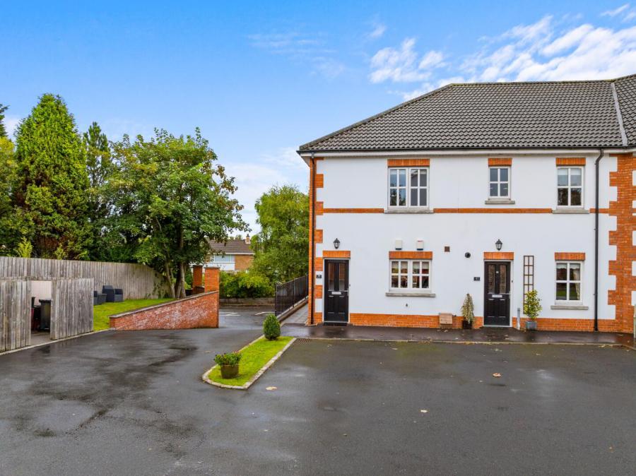 Highgrove, 41 Dans Road