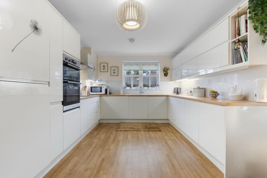 Highgrove, 41 Dans Road