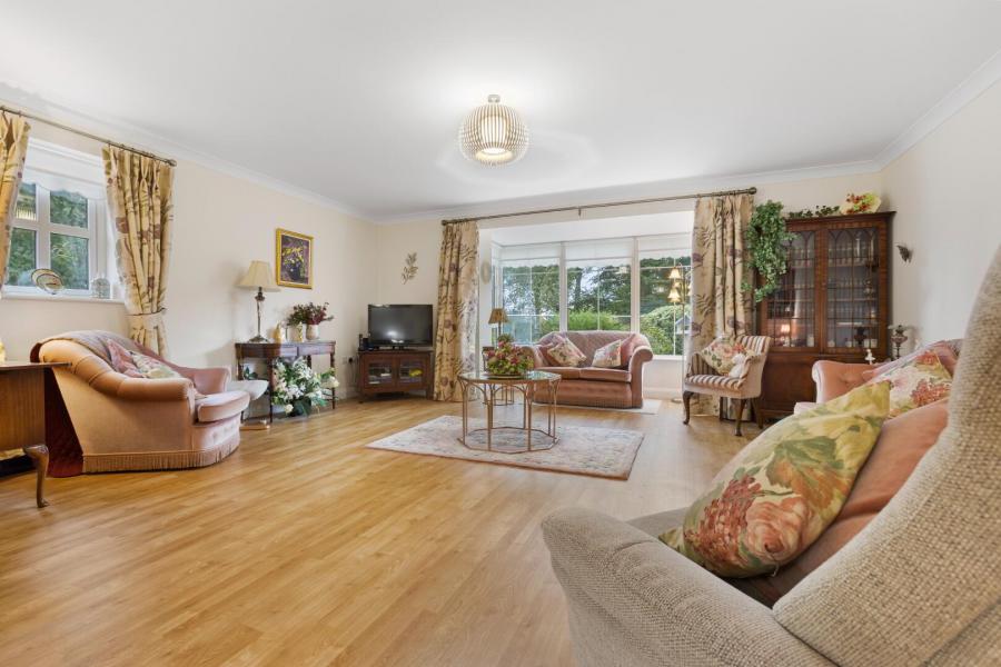 Highgrove, 41 Dans Road