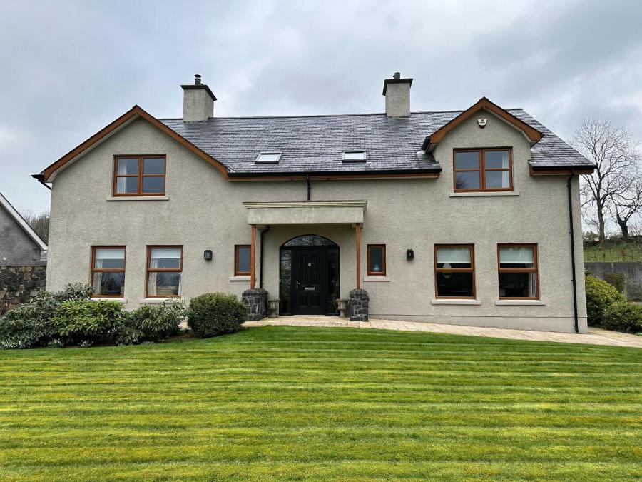 24 Ballygarvey Road
