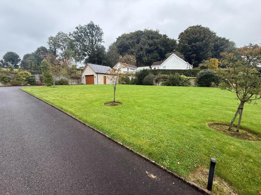 24 Ballygarvey Road