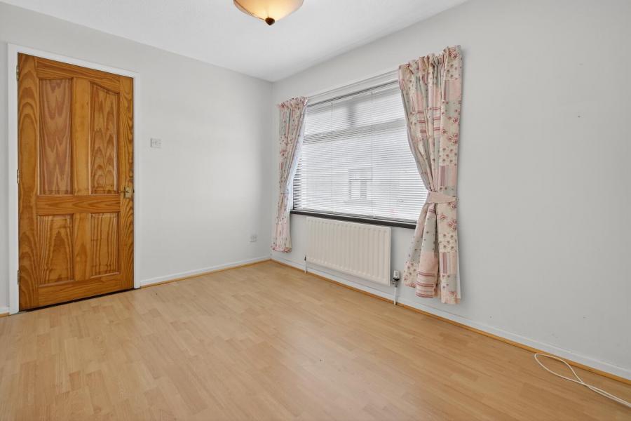 48 Crosshill View